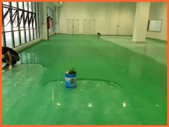 嘉鱼选择适合室外地坪漆翻新的材料 